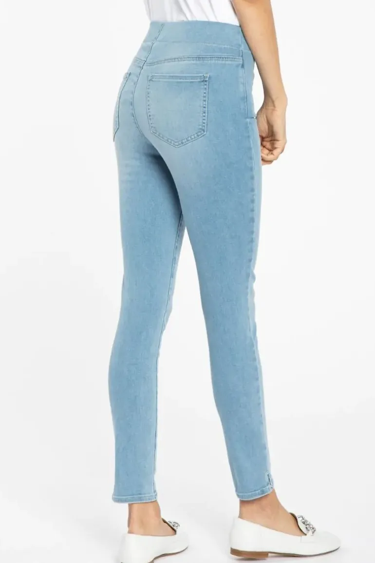 NYDJ Super Skinny Pull On Jean In Clean Seascape