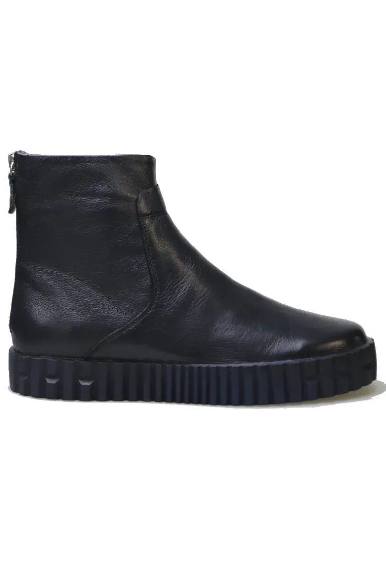 Osh Boot By Django & Juliette In Navy