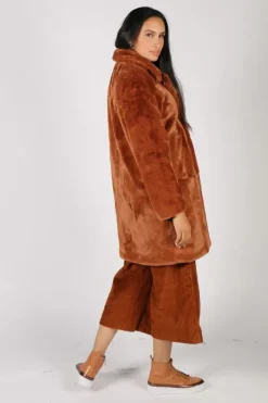 Paz Torras Classic Faux Fur Coat In Tan