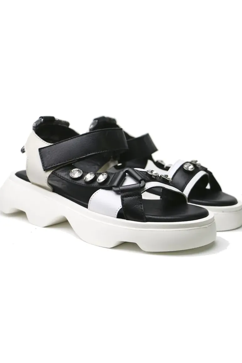 Pearl Velcro Sandal By Wave In Black