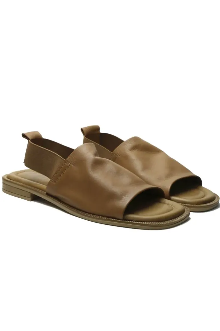 Piazza Grande Open Toe Sandal In Tan