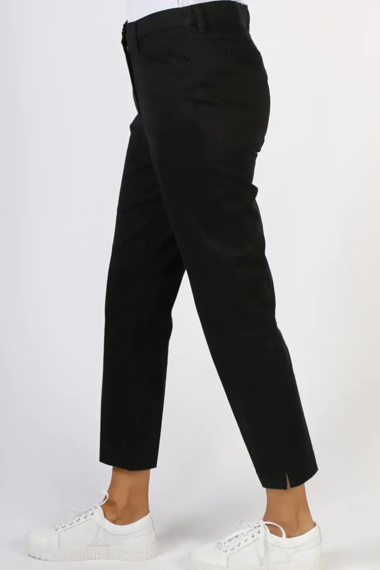 Raphaela Lorella Pant In Black