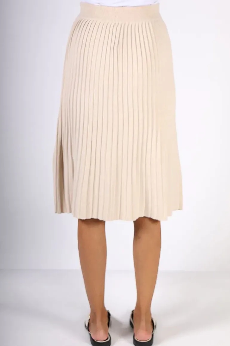 Spanner Pleated Skirt In Oat