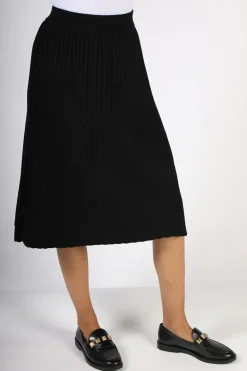 Spanner Pleated Skirt In Black