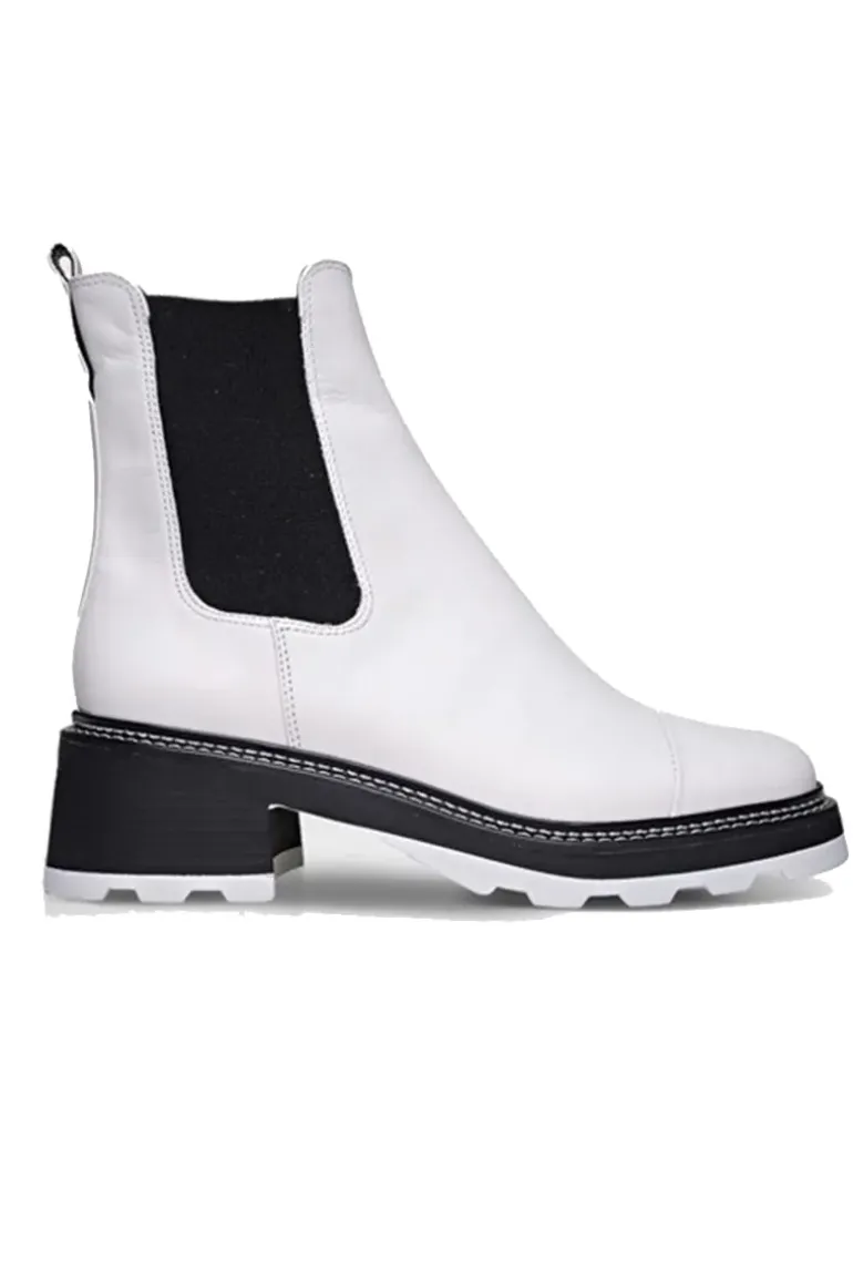 Tractor Boot By Carrano In Cream