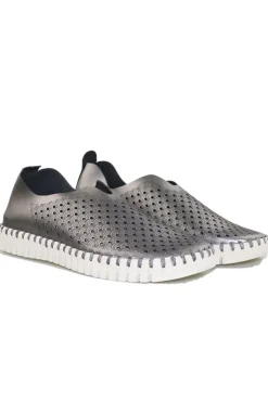 Tulip Flat By Ilse Jacobsen In Metallic Gunmetal