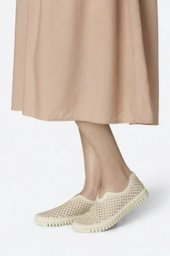 Tulip Flat By Ilse Jacobsen In Kit