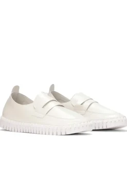 Tulip Loafer By Ilse Jacobsen In Cream