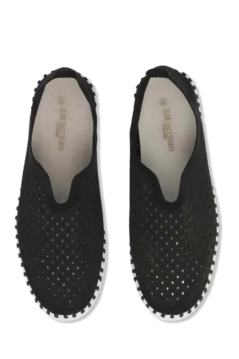 Tulip Plateau Shoe By Ilse Jacosben In Black