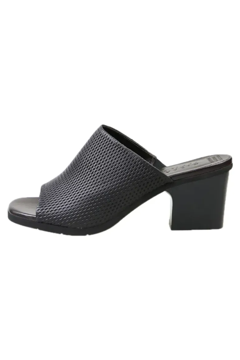 Ursula Slide By Hispanitas In Black