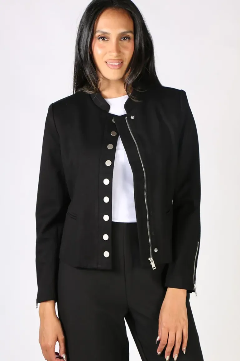 Vassalli Cropped Stud Jacket In Black