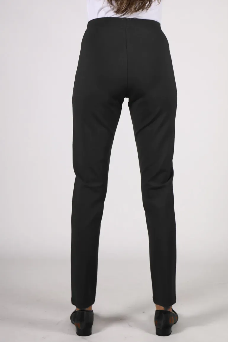 Vassalli Seamed Ponte Pant In Black