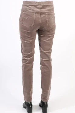 Vassalli Skinny Leg Pinwale Cord Pull On Pant In Taupe