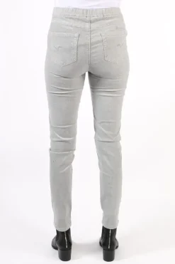 Vassalli Skinny Leg Pinwale Cord Pull On Pant In Cloud