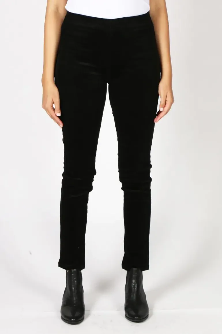 Vassalli Slim Corduroy Pant In Black