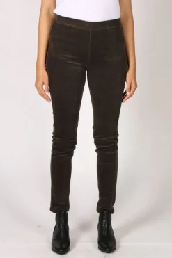 Vassalli Slim Corduroy Pant In Walnut