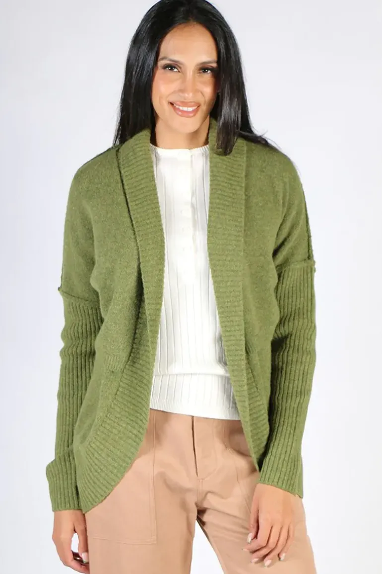 Verge Deliver Cardigan In Pea
