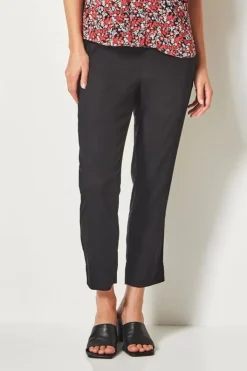 Verge Saga 7/8th Pant In Black