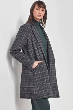 Verge Terrace Coat In Check