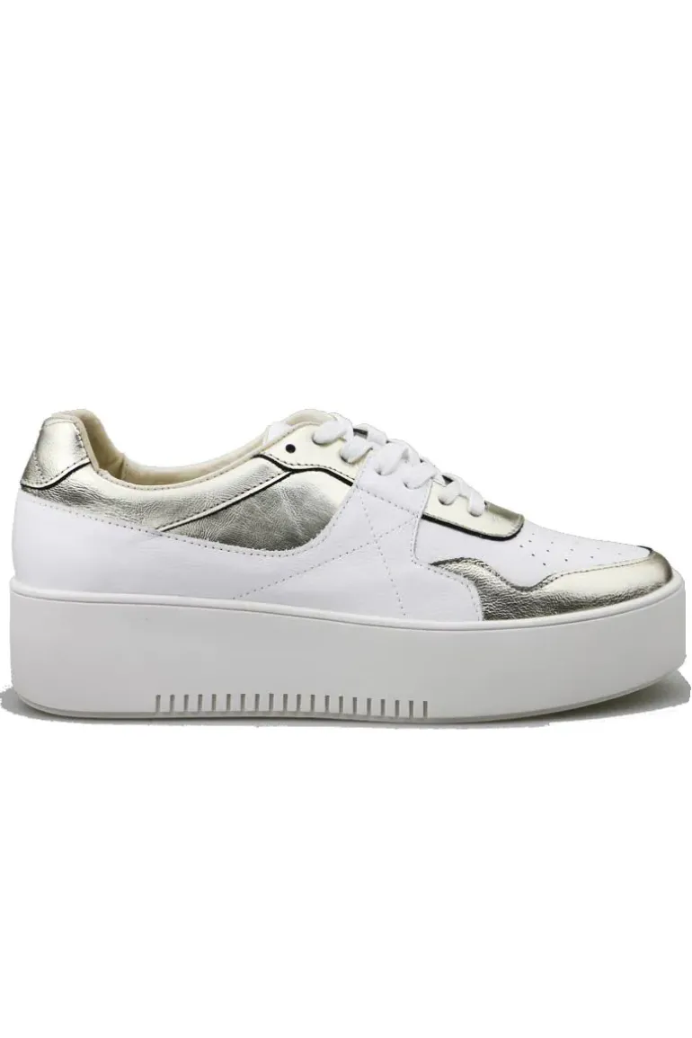 Wabeca Sneaker By Django & Juliette In White