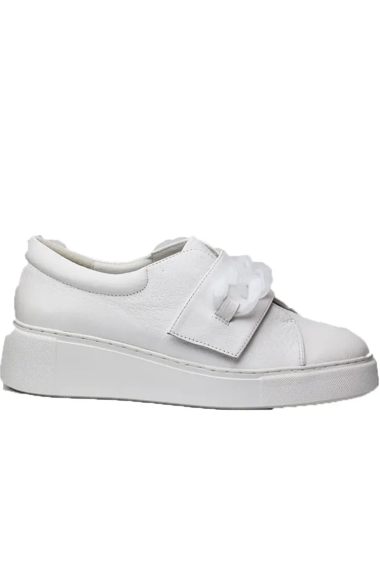 Yaser Sneaker By Django & Juliette In White